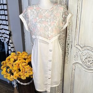VINTAGE Redleaf Floral Lace Overlay Dress with Button Detail